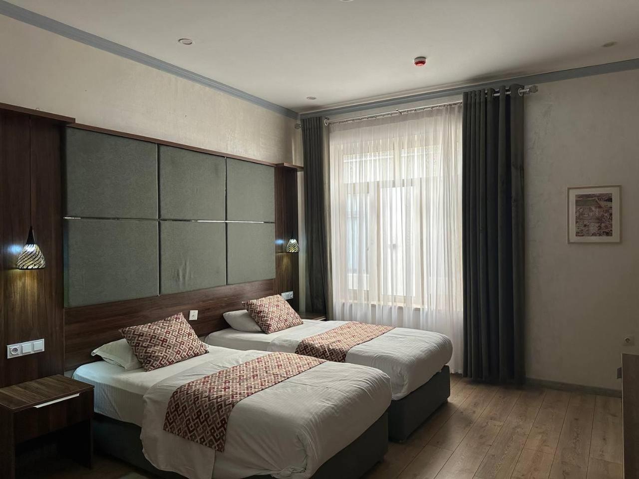 Atrium Smart Hotel Buchara Exterior foto